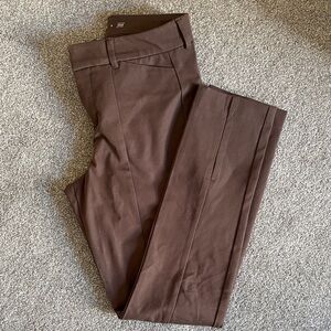 Old Navy Pixie Pant